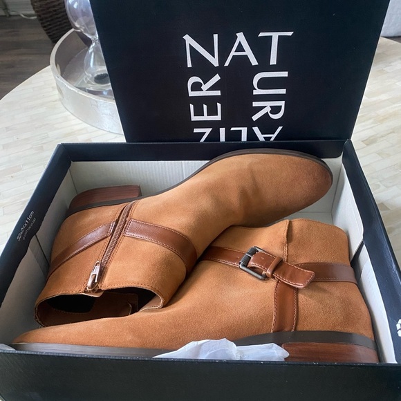 Brown Naturalizer booties EUC. - Picture 4 of 5